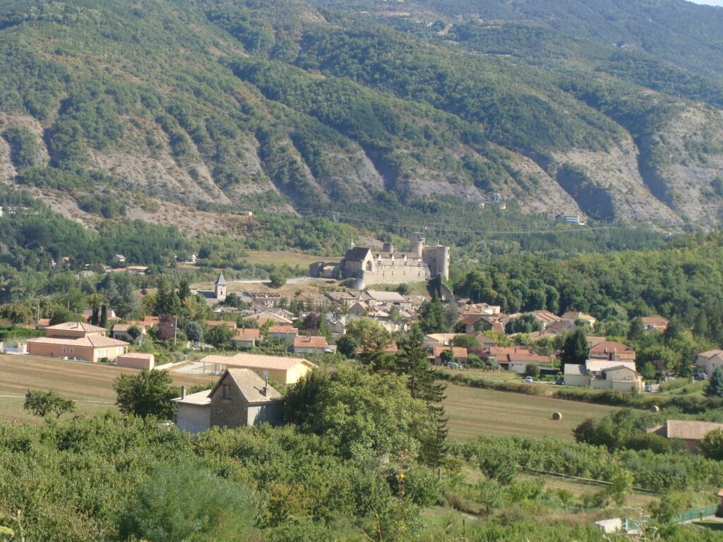 chateau le beylon chambres dhotes pres de tallard